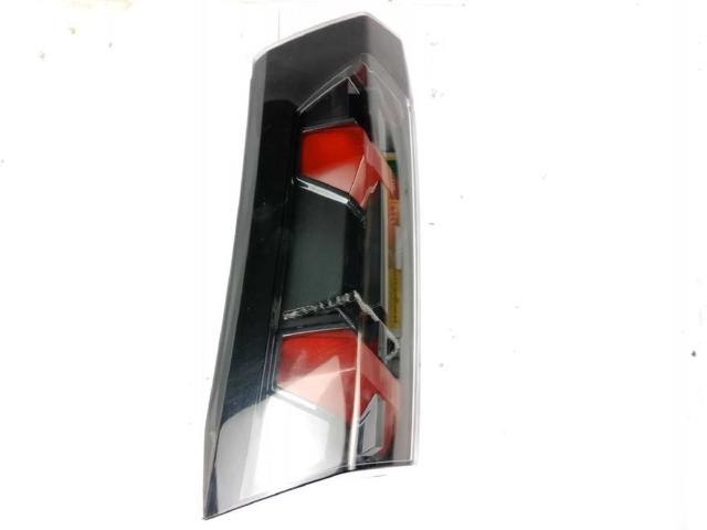 9825957580 Piloto trasero interior izquierdo  disponible Burgos