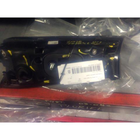 PEUGEOT 9825957580 Piloto trasero interior izquierdo  en stock Terrassa