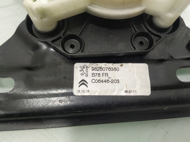 PEUGEOT 9826076380 Mecanismo de elevalunas delantero izquierdo comprar Barcelona