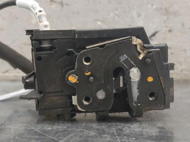 PEUGEOT 9826126080 Cerradura de puerta trasera izquierda  en stock Valencia