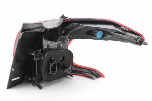 9826730480 PEUGEOT Piloto trasero exterior izquierdo comprar Madrid