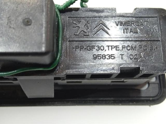 9827560380 PEUGEOT Botón de accionamiento del cierre de la tapa del maletero (puerta trasera 3/5)  comprar en Oviedo