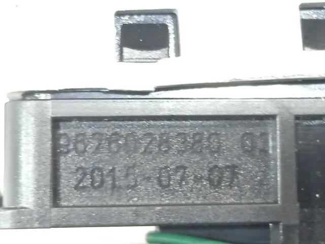 PEUGEOT 9827560380 Botón de accionamiento del cierre de la tapa del maletero (puerta trasera 3/5)  en stock Salamanca
