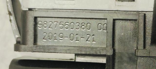 PEUGEOT 9827560380 Botón de accionamiento del cierre de la tapa del maletero (puerta trasera 3/5) comprar Barcelona