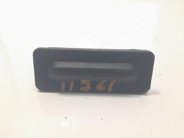 PEUGEOT 9827560380 Botón de accionamiento del cierre de la tapa del maletero (puerta trasera 3/5)  disponible España
