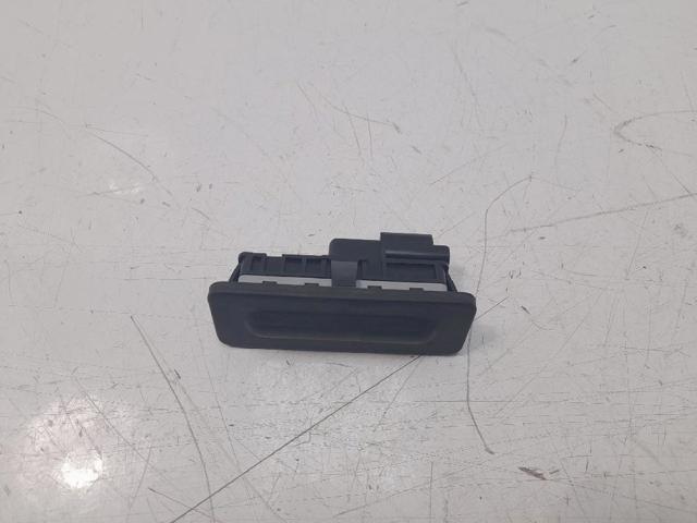 PEUGEOT 9827560380 Botón de accionamiento del cierre de la tapa del maletero (puerta trasera 3/5)  comprar en Murcia