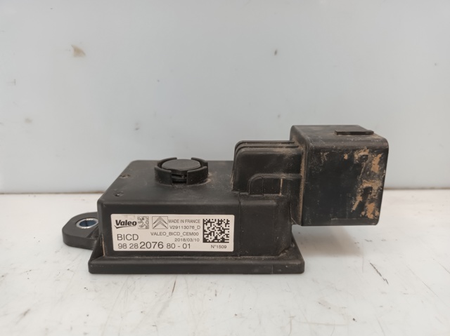 PEUGEOT 9828207680 Umbral exterior izquierdo  disponible Valladolid