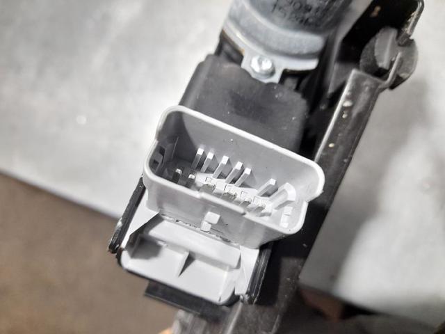 PEUGEOT 9829043380 Bomba inyectora  en stock Salamanca