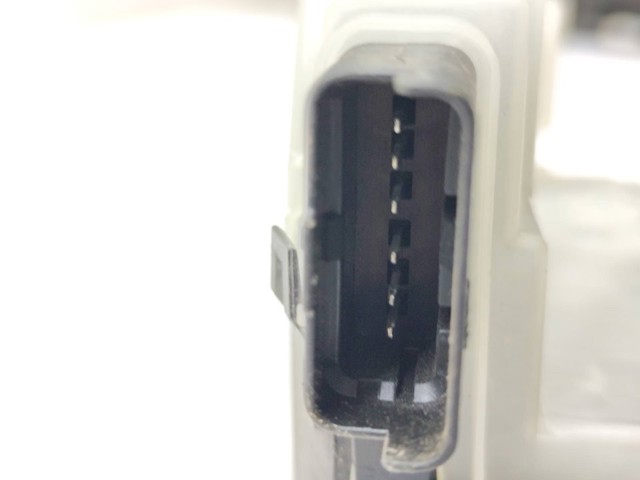 Cerradura de puerta delantera izquierda Peugeot 2008 II ()