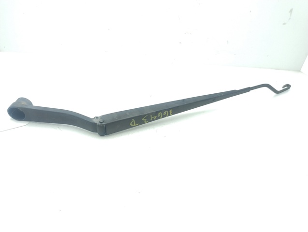 Brazo limpia para KIA Sorento  (JC)