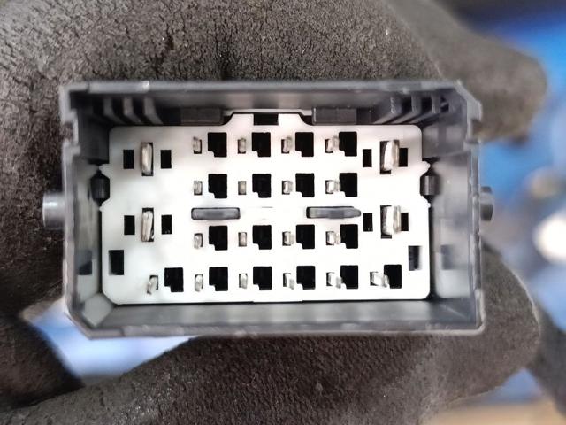 9831045880 PEUGEOT Puerta trasera del maletero (portón trasero)  disponible Ourense