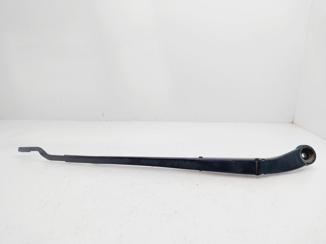 Brazo del limpiaparabrisas, delantero KIA Carens  ()