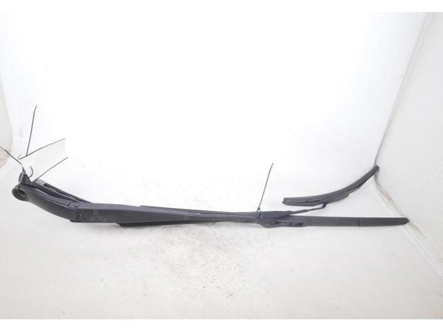 983211W000 Hyundai/Kia