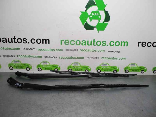 Brazo del limpiaparabrisas 98321A4000 Hyundai/Kia