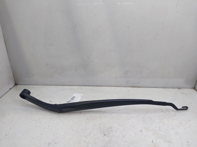 Brazo del limpiaparabrisas, delantero Hyundai KONA  (OS)