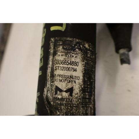 PEUGEOT 9836654880 Amortiguador delantero derecho  en stock Valencia