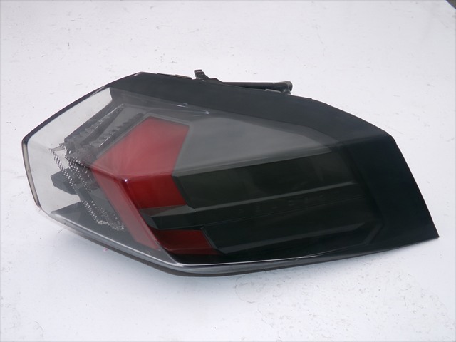 PEUGEOT 9838190480 Piloto trasero exterior derecho  en stock Salamanca