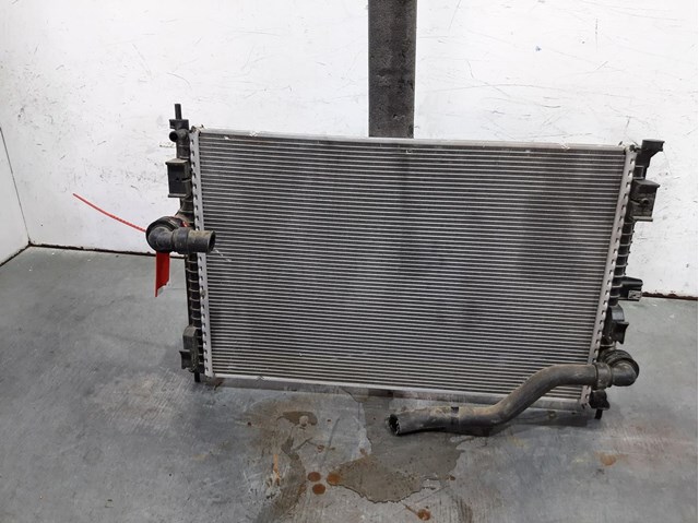 Radiador refrigeración del motor 9838520180 Peugeot/Citroen