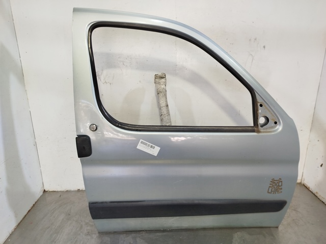 Venta de Puerta delantera izquierda para Citroen Berlingo segunda mano