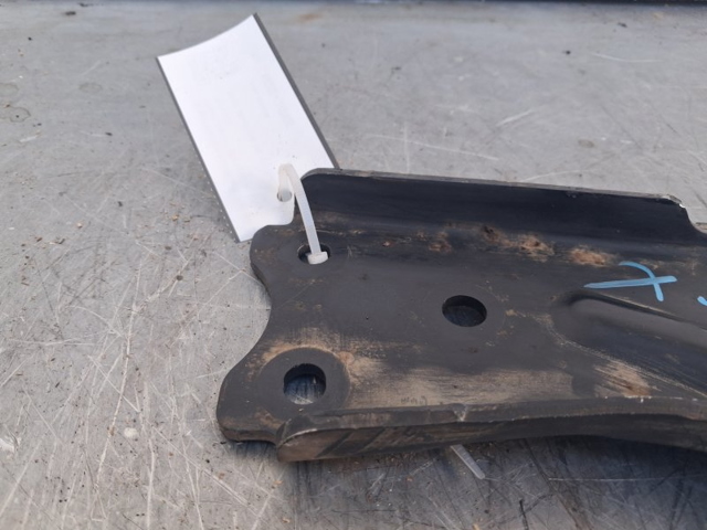PEUGEOT 9846329580 Brazo inferior izquierdo de la suspensión delantera  comprar en Albacete