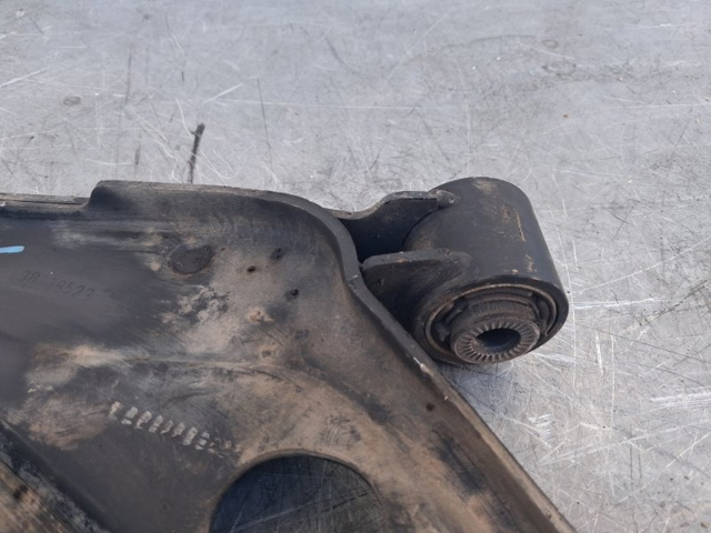 PEUGEOT 9846329580 Brazo inferior izquierdo de la suspensión delantera  comprar en Ponferrada