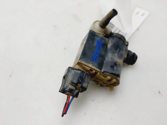 HYUNDAI 985101F100 Motor de la bomba del lavaparabrisas delantero  disponible Valladolid