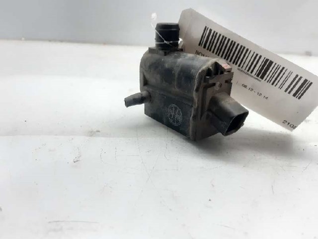 Bomba-motor del lavaparabrisas trasero 985101W000 HYUNDAI