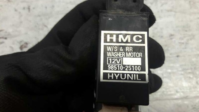 HYUNDAI 9851025100 Bomba-motor de limpiaparabrisas delantero/trasero  en stock Valencia
