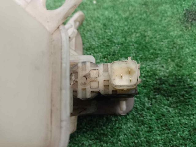 985102C100 Motor de la bomba del lavaparabrisas delantero  disponible Burgos