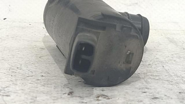 985102S100 HYUNDAI Bomba-motor del lavaparabrisas trasero  disponible Ourense