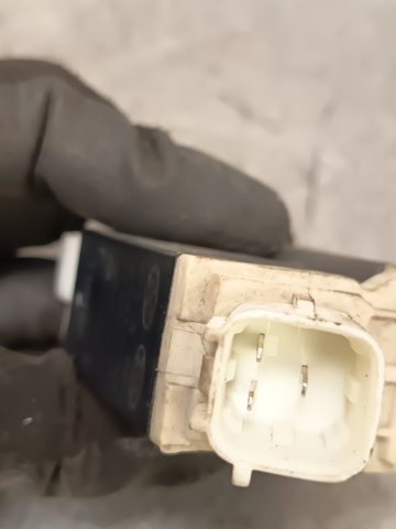 Bomba de agua de lavado, lavado de parabrisas, delantera 985102V100 HYUNDAI