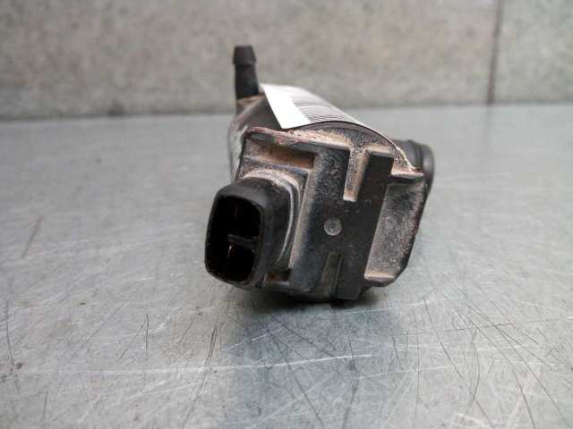 HYUNDAI 9851034000 Motor de la bomba del lavaparabrisas delantero  comprar en Ponferrada