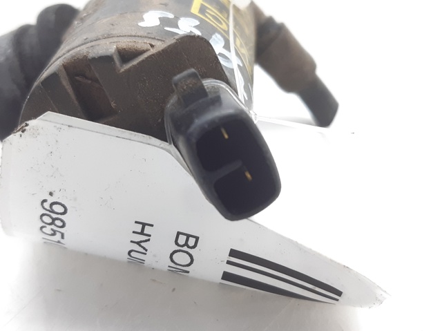 985103B000 HYUNDAI Bomba de agua limpiaparabrisas, delantera comprar Madrid