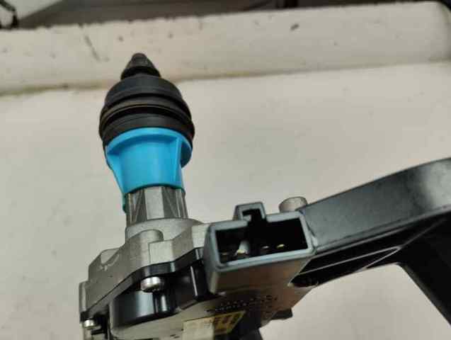 987001H300 Motor del limpiaparabrisas trasero  disponible Málaga