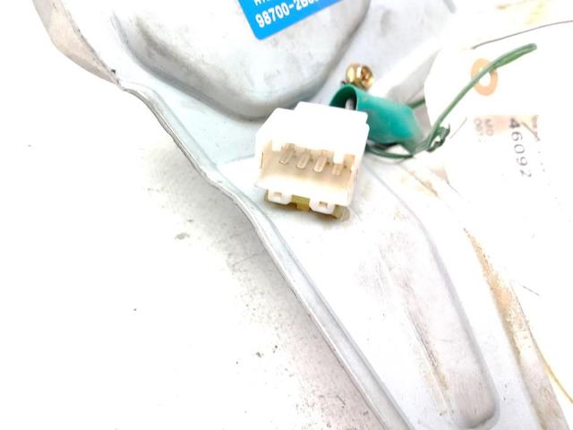 HYUNDAI 987002B000 Motor limpiaparabrisas, trasera  en stock Terrassa