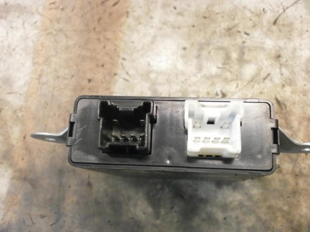 9875026000 HYUNDAI Módulo de control del motor del limpiaparabrisas  comprar en Lleida
