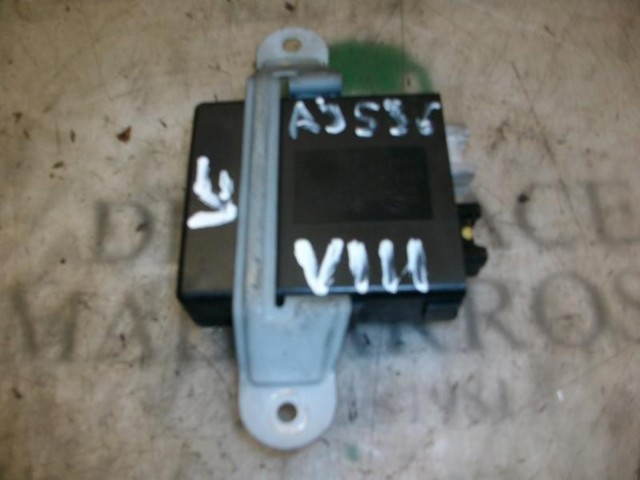9875026000 Módulo de control del motor del limpiaparabrisas  disponible Utrera