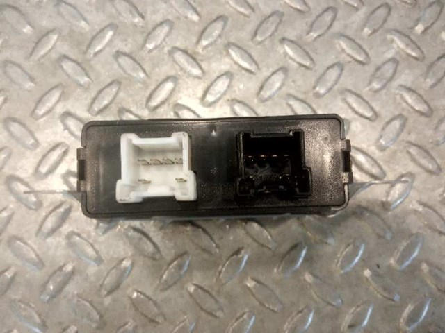 HYUNDAI 9875026000 Módulo de control del motor del limpiaparabrisas  disponible Valladolid