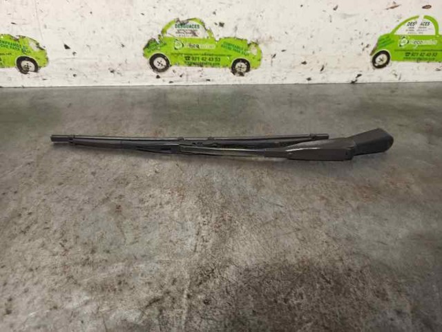 Brazo del limpiaparabrisas, lavado de parabrisas, luna trasera 9881017000 Hyundai/Kia