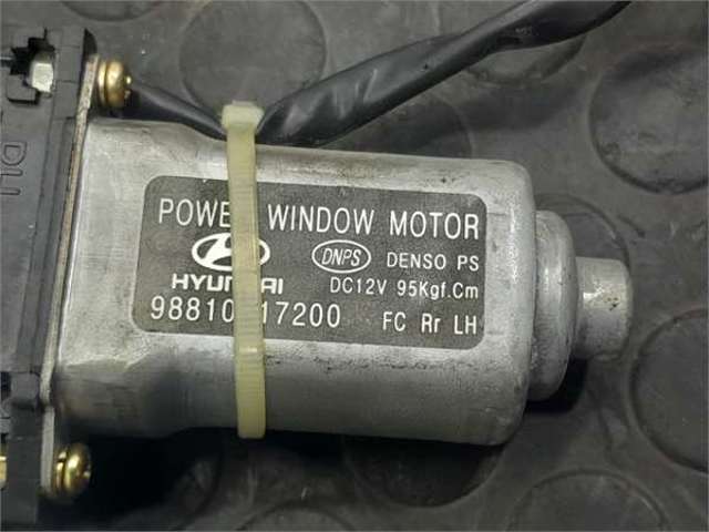 HYUNDAI 9881017200 Motor del elevalunas de la puerta trasera izquierda comprar Tarragona
