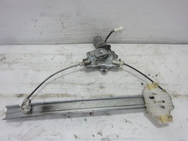 9881017200 HYUNDAI Motor del elevalunas de la puerta trasera izquierda  comprar en Oviedo