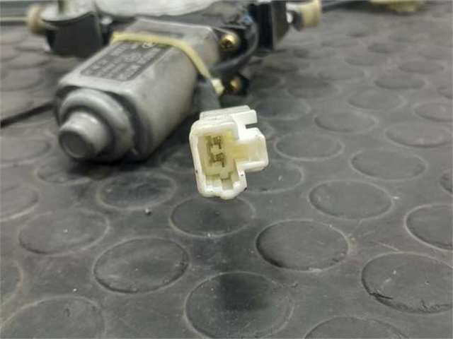 HYUNDAI 9881017200 Motor del elevalunas de la puerta trasera izquierda  en stock Terrassa