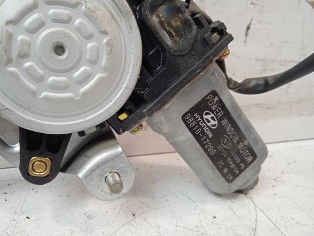 9881017200 Hyundai/Kia