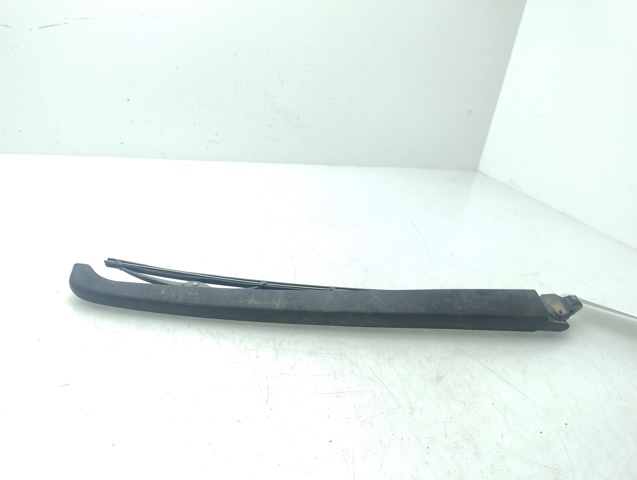 988111F001 Brazo del limpiaparabrisas trasero  comprar en Pontevedra