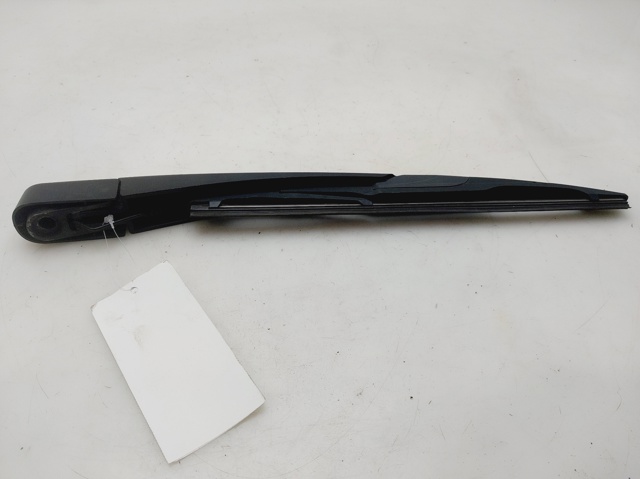 988111H000 HYUNDAI Brazo del limpiaparabrisas, trasero comprar Madrid