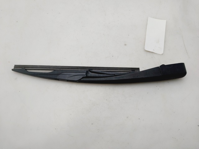 988111H000 Brazo del limpiaparabrisas trasero  disponible Burgos
