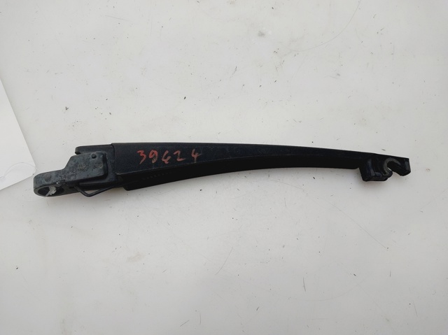 988111H000 HYUNDAI Brazo del limpiaparabrisas trasero  comprar en Jaén
