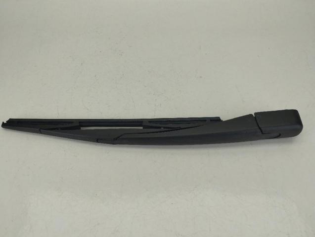 988111H000 HYUNDAI Brazo del limpiaparabrisas trasero  disponible Vigo