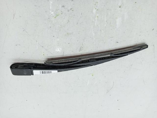 988111H000 Brazo del limpiaparabrisas trasero  disponible Málaga