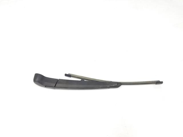 Brazo del limpiaparabrisas, trasero 98811J7500 Hyundai/Kia